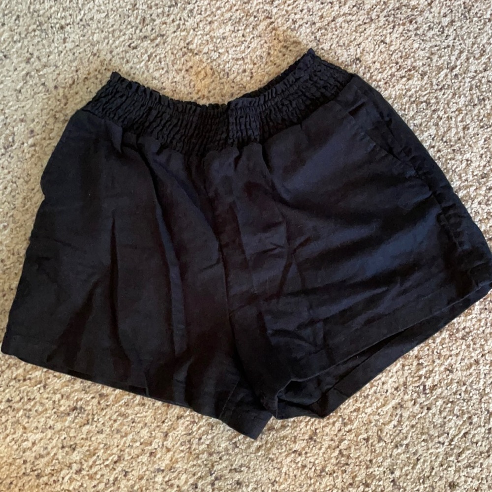 Universal Thread Pull On Shorts - Picture 1 of 3